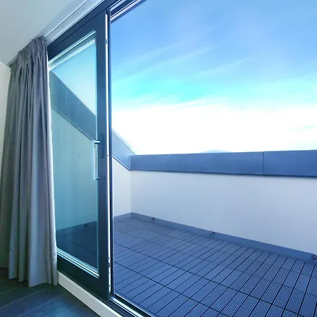 Galihost - A Casa Azul * Isla de Arosa